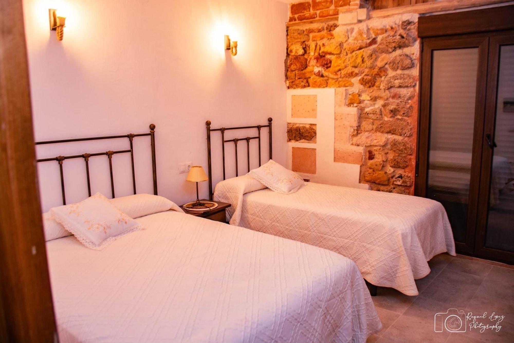 Casa Rural Torremontero Apartamentos Орнос Екстериор снимка
